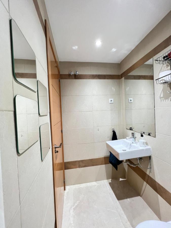 Fabuloso Apartamento Completo Centro Ciudad มอสโตเลส ภายนอก รูปภาพ